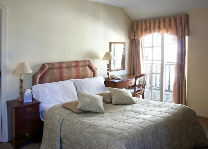 New Inn Hotel